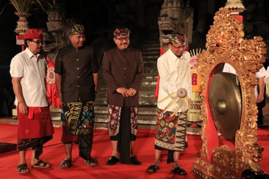 podiumnews.com-Buka Pameran Pembangunan, Koster Minta Masukan Masyarakat